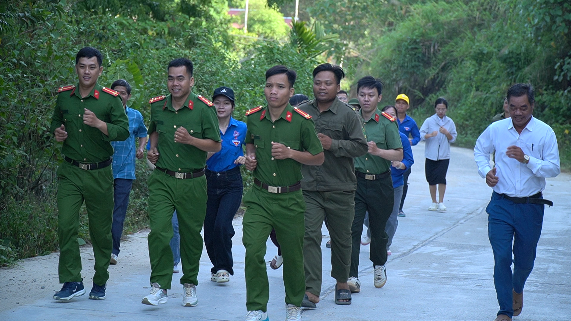 anh tin bai